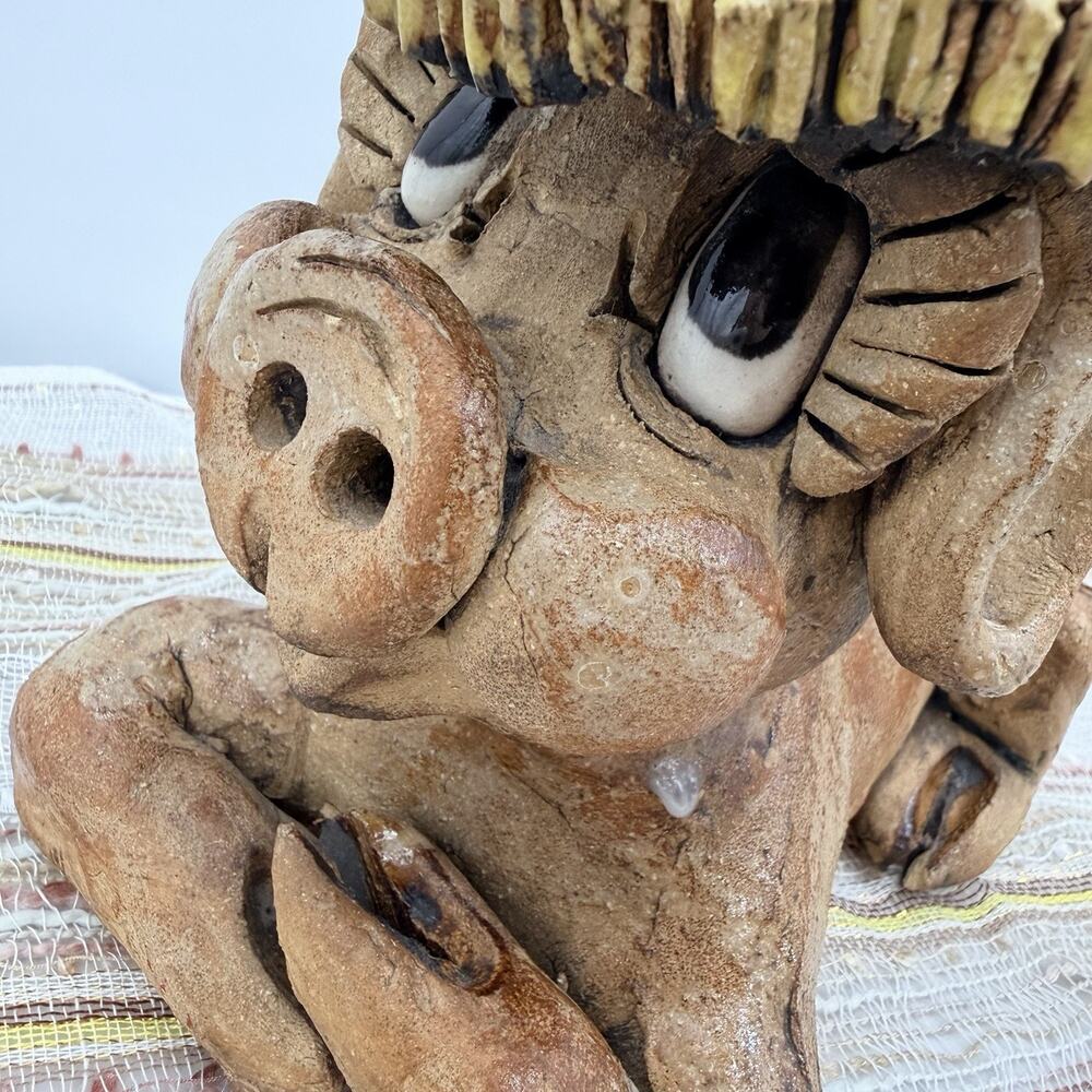 Vintage 70s Max Hindt Studio Art Pottery Big Eyed Country Pig Sculpture Figurine - Picture 12 of 14